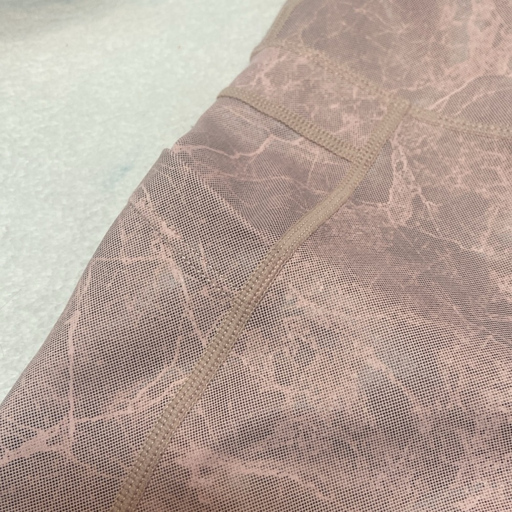 ZYIA ACTIVE Size 4 Pink Crackle Look Leggings - Picture 4 of 11